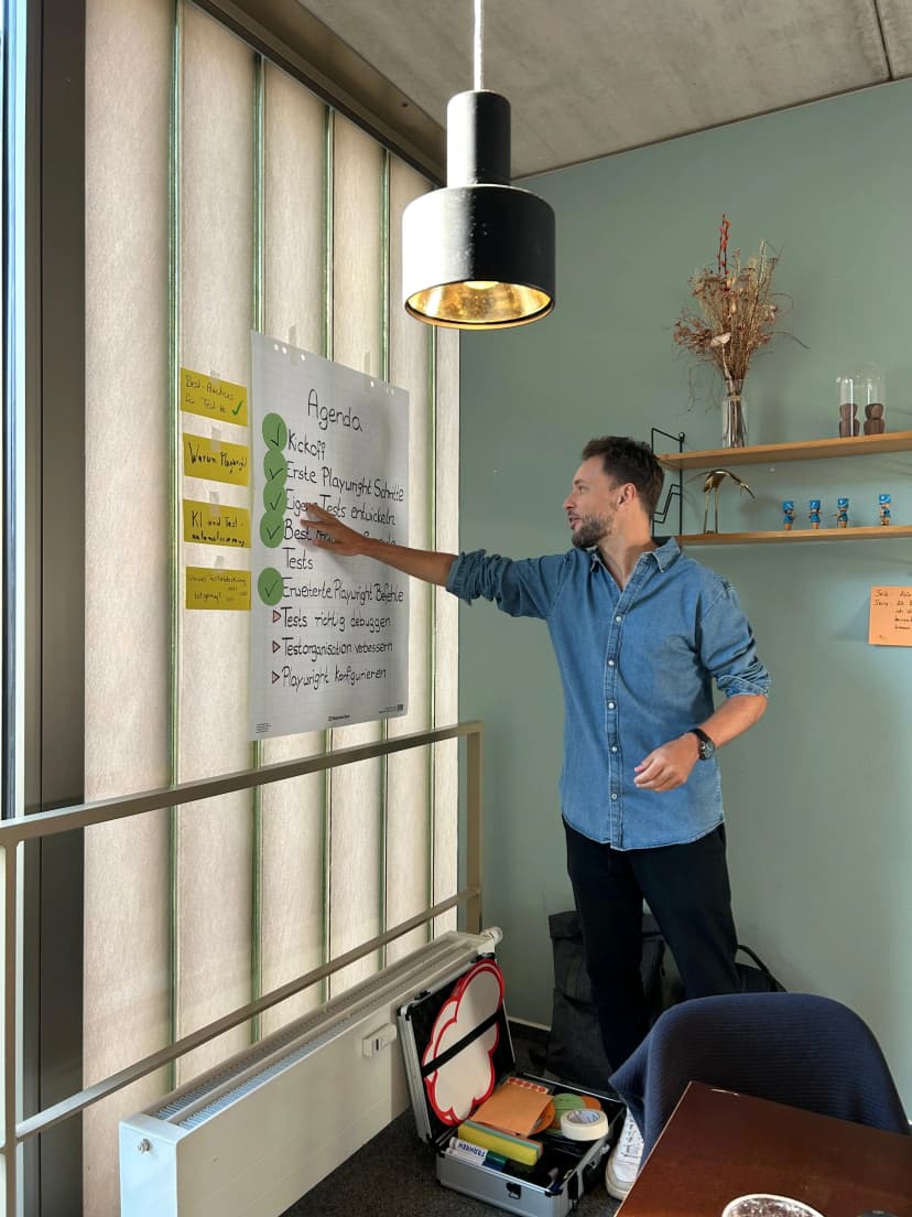 Trainer vermittelt Best Practices